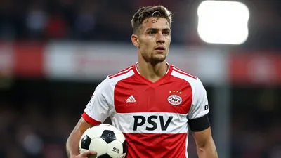PSV Eindhoven is interested in signing 17-year-old Bodø/Glimt striker Mikkel Bro Hansen, but the Norwegian club wants to...
