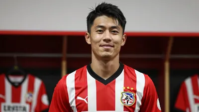 PSV Eindhoven: NEC director Wilco van Schaik reveals breached agreements in Kodai Sano's transfer to PSV