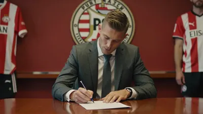 PSV Eindhoven signs Sven Mijnans as first major reinforcement