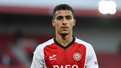 PSV Eindhoven to Keep Moroccan Defender Adam Aznou, Despite Interest from Other Clubs