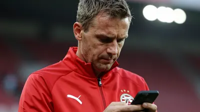 PSV Eindhoven is busy with six inbound and outbound transfers on deadline day, including Sam Lammers and Mikkel Bro...
