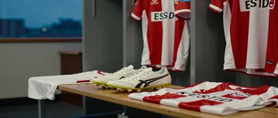 PSV Eindhoven is considering Filip Kostic as a new left-back after Anass Salah-Eddine's departure