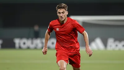 PSV Eindhoven are considering a move for Netherlands international Lutsharel Geertruida