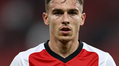 PSV Eindhoven midfielder Joey Veerman says open to a transfer to Borussia Dortmund, seeing a fantastic option at the...