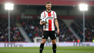 PSV Eindhoven loses Ricardo Pepi transfer to Fulham, but the American player will still play for PSV this season