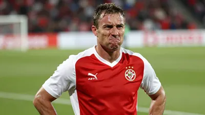 AZ Alkmaar triumphed in the Johan Cruijff Schaal final against 10-man PSV Eindhoven, winning 4-0 and securing their first...