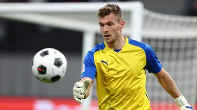 PSV Eindhoven wins 2-1 against Volendam thanks to a dramatic save in the final minute