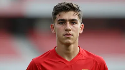 PSV Eindhoven bolster their youth academy with 15-year-old Moroccan attacking midfielder Jaafar Bouyaghroumni from Raja...